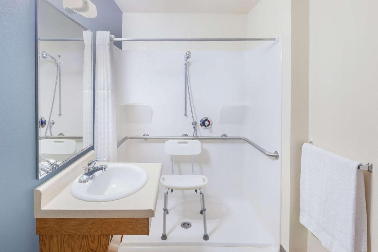 Woodspring Suites Ankeny Des Moines Exterior foto