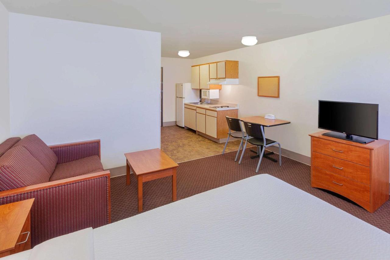 Woodspring Suites Ankeny Des Moines Exterior foto