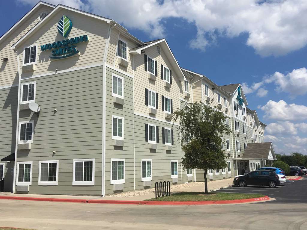 Woodspring Suites Ankeny Des Moines Exterior foto