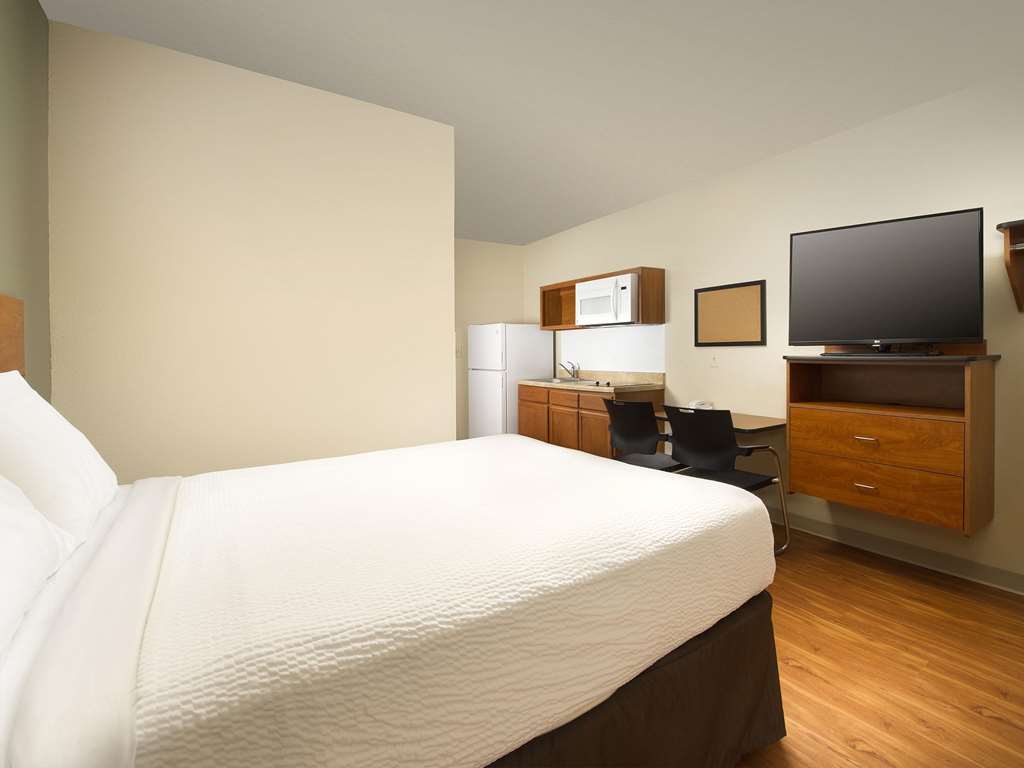Woodspring Suites Ankeny Des Moines Quarto foto